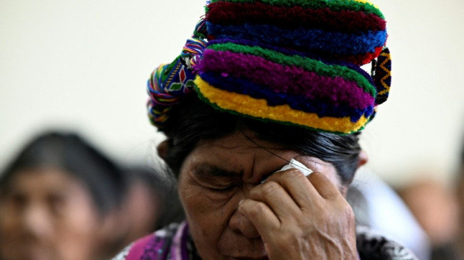 Condenan a tres exparamilitares por violaciones a mujeres indígenas en Guatemala