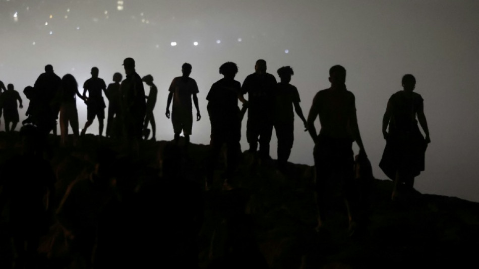 Ao menos 72 migrantes morreram ao tentar entrar em Ceuta