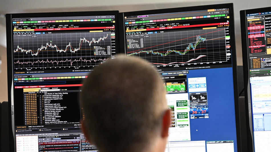 Lo spread tra Btp e Bund apre in calo a 92 punti