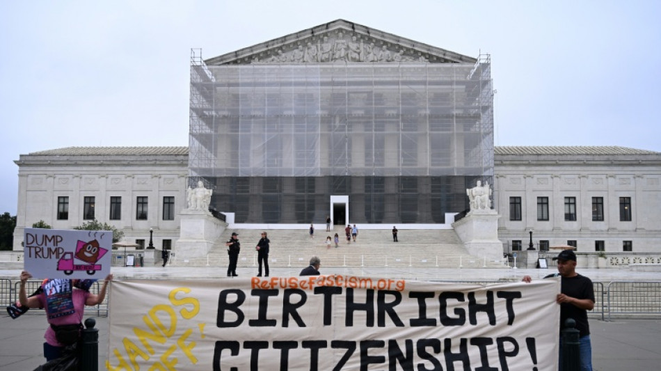 Trump s'invite aux d&eacute;bats de la Cour supr&ecirc;me sur la citoyennet&eacute; am&eacute;ricaine