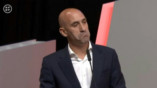 Federa&ccedil;&atilde;o Espanhola pede desculpas por comportamento 'inaceit&aacute;vel' de Rubiales