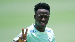 Vini Jr. est&aacute; fora do cl&aacute;ssico contra Argentina pelas Eliminat&oacute;rias