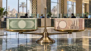 الدولار يستقر فوق 56 جنيهاً في البنوك المصرية الأربعاء