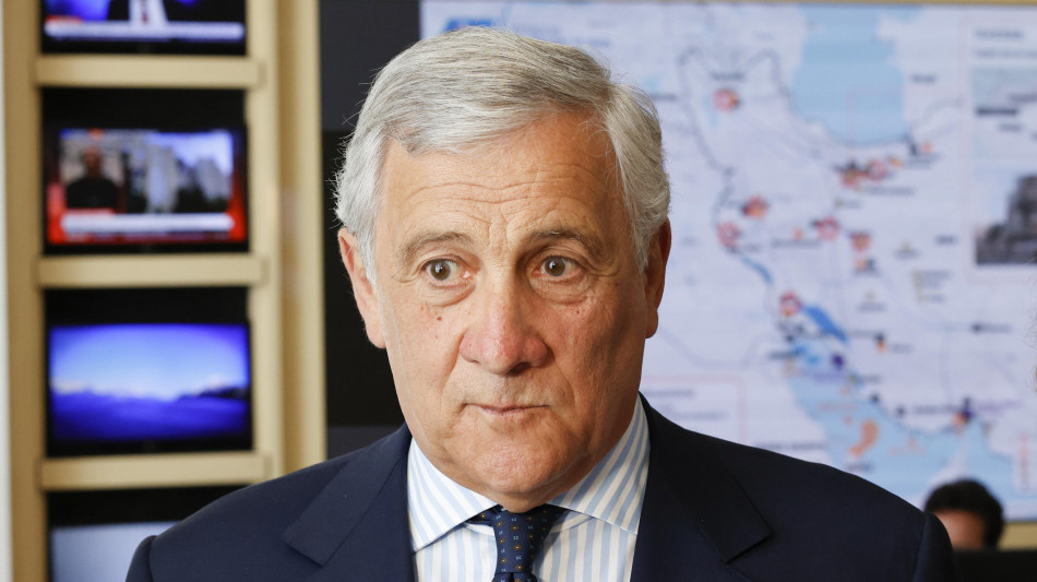 Fontana sente governo, domani Tajani in commissione su Iran
