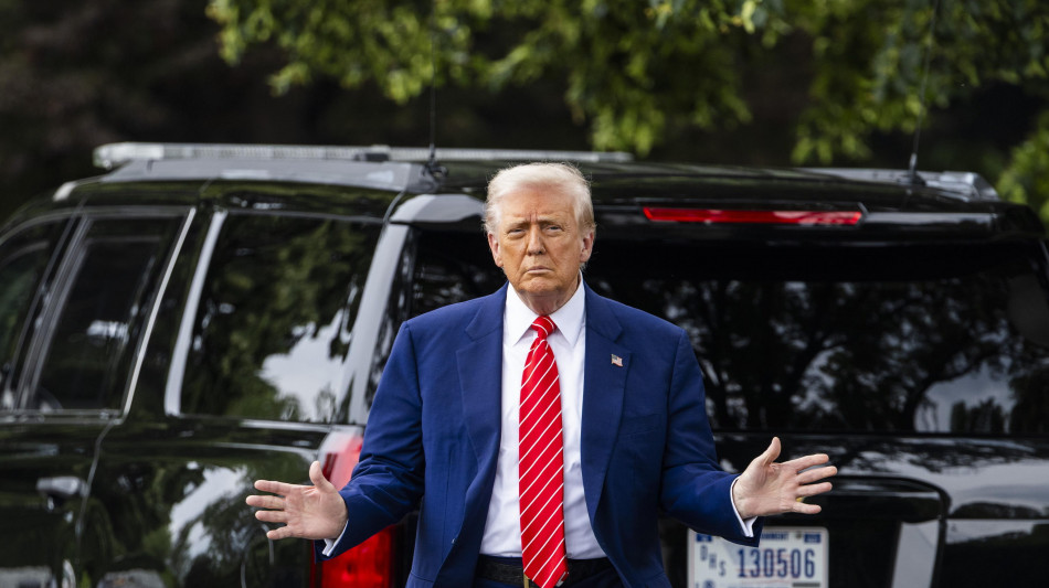 Trump, 'non permetteremo all'Iran arricchimento uranio'