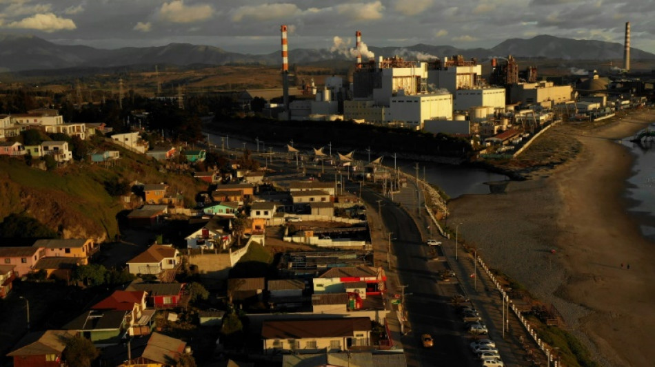 Al menos 75 intoxicados, mayor&iacute;a escolares, por contaminaci&oacute;n en el "Chern&oacute;bil chileno"