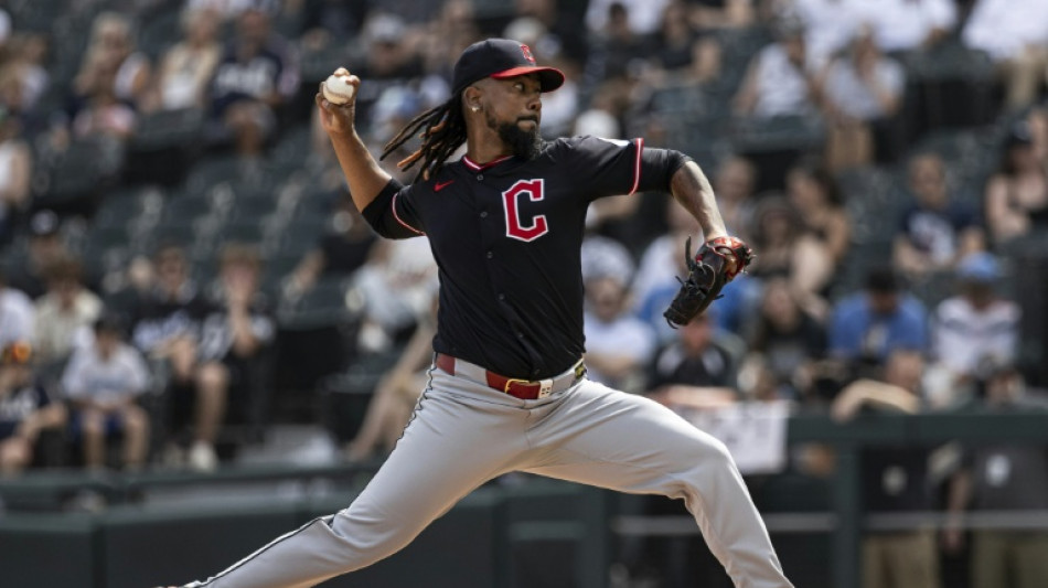 Two MLB pitchers indicted on manipulating bets on pitches 