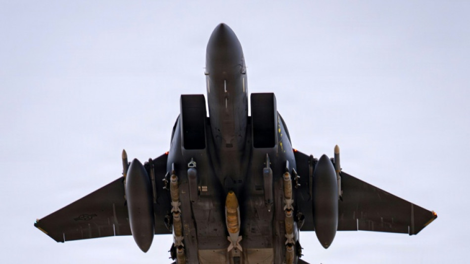 Trump anuncia resgate de segundo piloto acidentado no Ir&atilde;