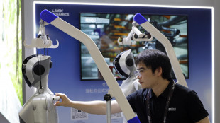 Tessere vibranti che si organizzano da sole, per i futuri robot