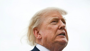 Trump nega que condi&ccedil;&otilde;es a bordo de porta-avi&otilde;es sejam preocupantes