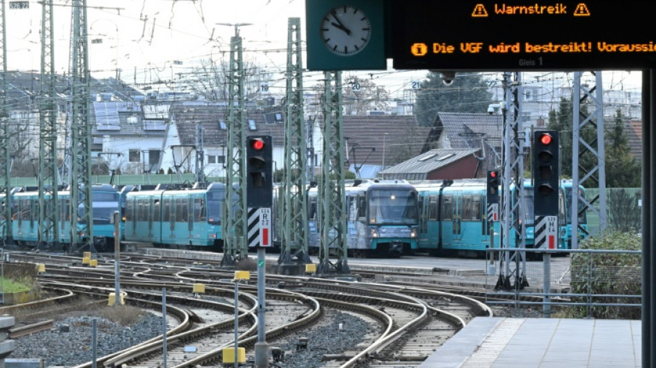 Allemagne: les conducteurs de train appel&eacute;s &agrave; des "vagues de gr&egrave;ves" &agrave; partir de mercredi