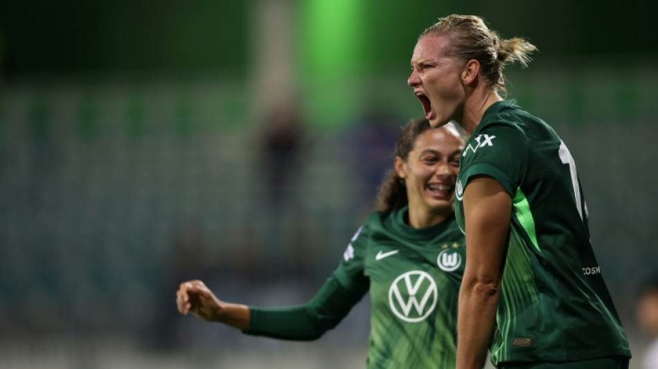 Man Utd win on women's Champions League debut, Chelsea held by Twente