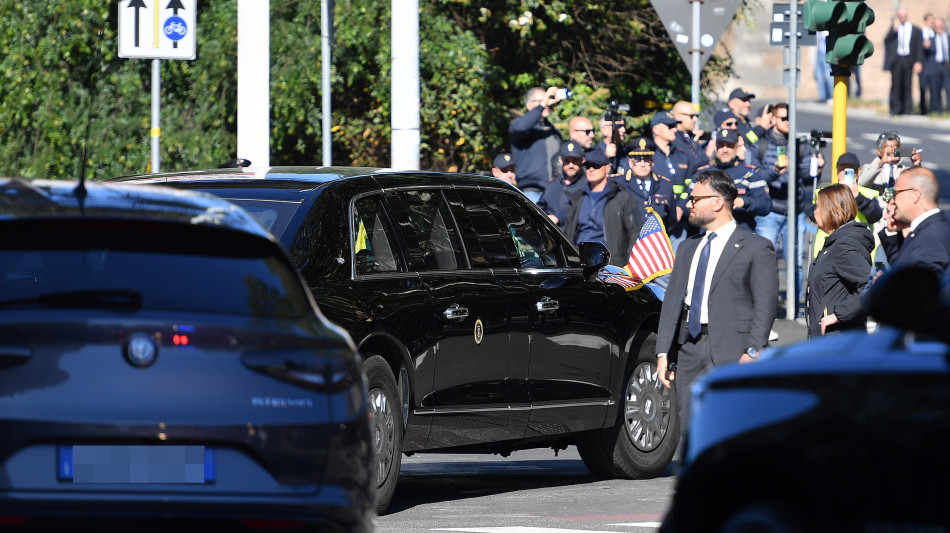 Ai funerali del Papa Trump in prima fila