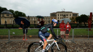 Roglic, gran favorito al triunfo antes del giro, abandona la carrera