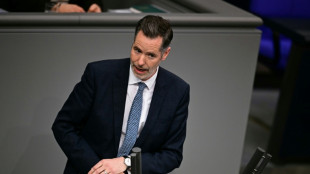 FDP-Chef D&uuml;rr bietet R&uuml;cktritt an - Neuwahl von Parteispitze im Mai