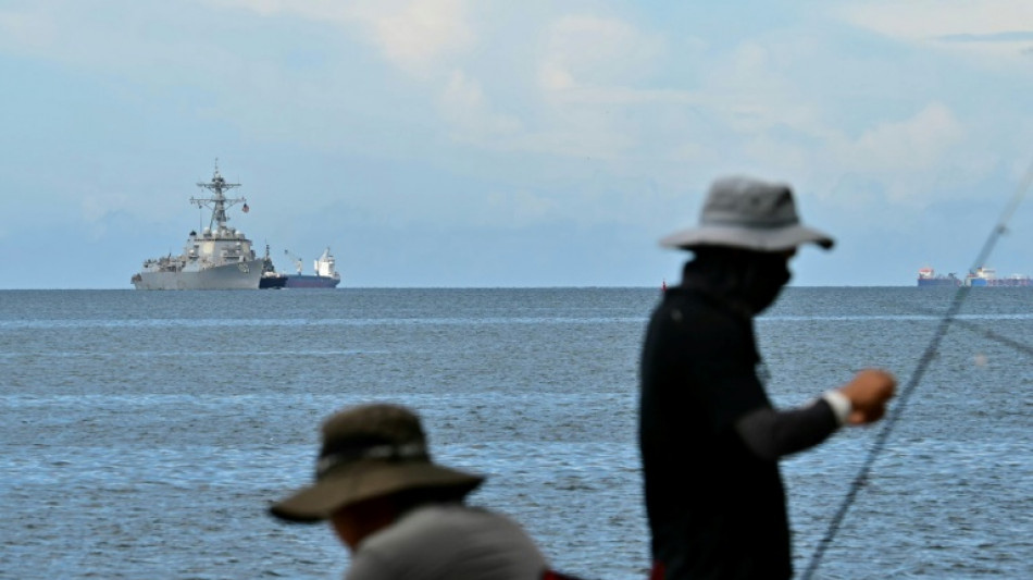 Navio de guerra dos EUA chega a Trinidad e Tobago, em frente &agrave; Venezuela