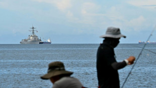 Navio de guerra dos EUA chega a Trinidad e Tobago, em frente &agrave; Venezuela