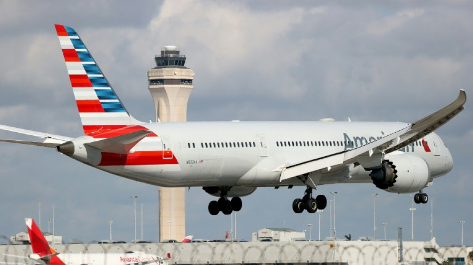 Pasajes de avi&oacute;n m&aacute;s caros no desalientan la demanda en EEUU
