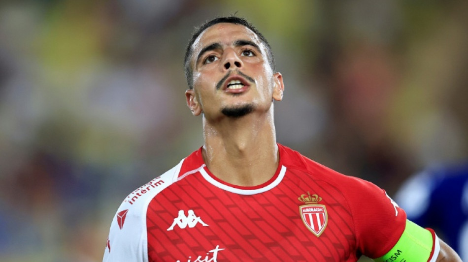 Ben Yedder assina com clube da segunda divis&atilde;o turca