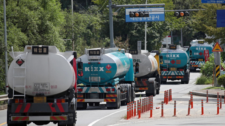 Il petrolio in forte calo a New York, perde il 6,01%
