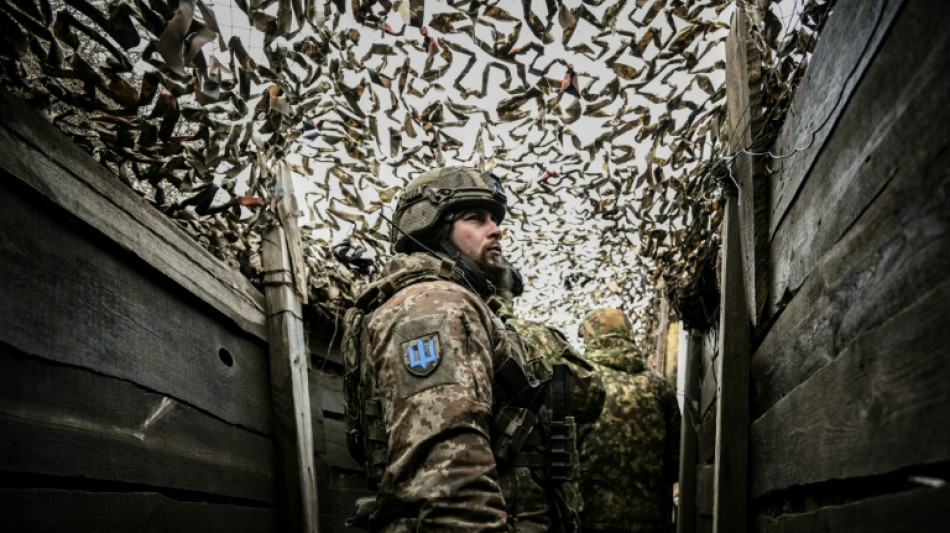 Ukraine: les troupes russes resteront au B&eacute;larus pour des manoeuvres