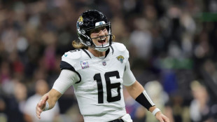 Jaguars hold off Saints for dramatic NFL triumph