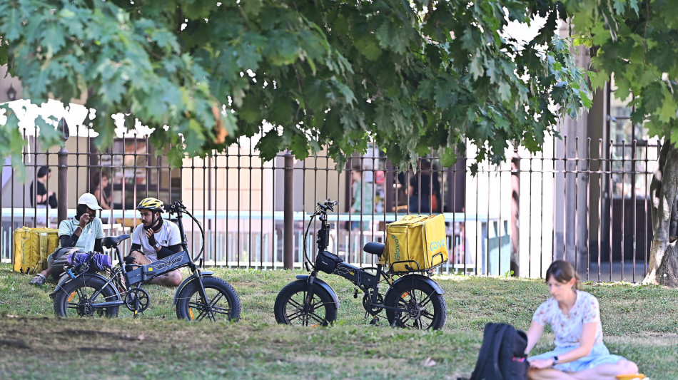 Regione Lazio estende ai rider ordinanza anti caldo