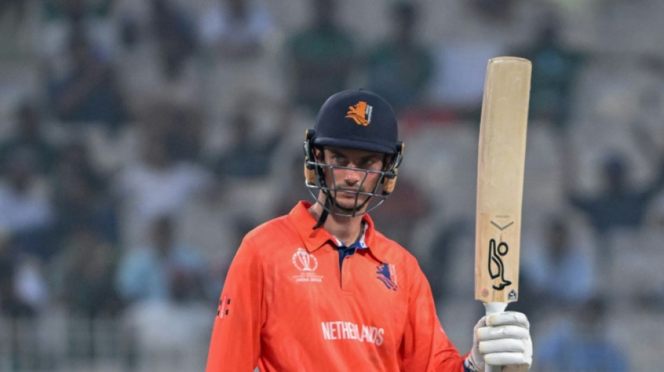 Edwards leads Netherlands' rout of Bangladesh