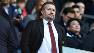 Man Utd CEO Arnold to leave club: reports