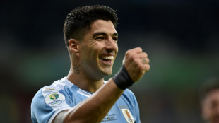 Suarez returns to Uruguay squad for Argentina clash 