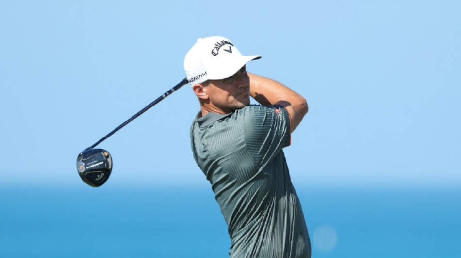 Noren grabs early Bermuda lead with 61 as Long sets record