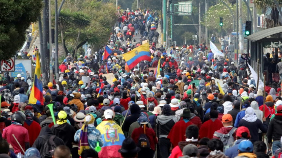 Manifestations en Equateur: 18 policiers "disparus" apr&egrave;s l'attaque d'un commissariat