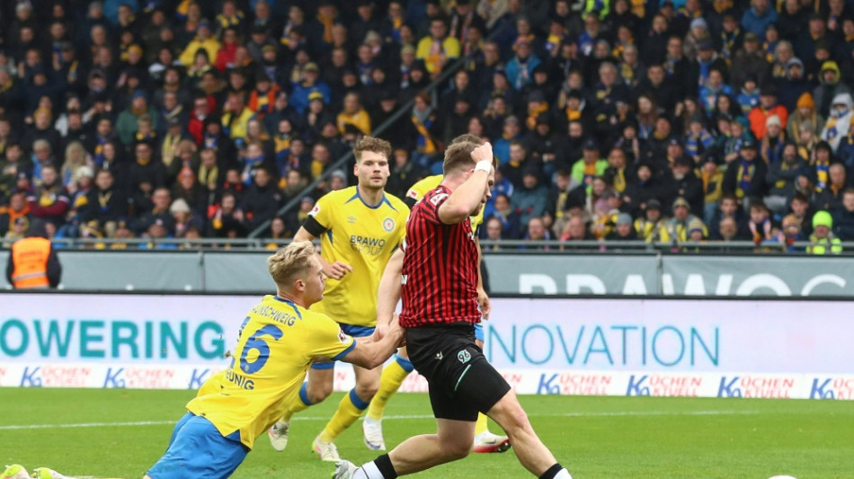 Doppelpack K&auml;llman: Hannover gewinnt Niedersachsenderby