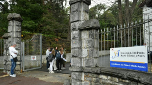 Una profesora muere apu&ntilde;alada por un alumno en plena clase en Francia
