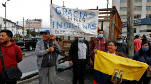 Gobierno e ind&iacute;genas de Ecuador ponen fin a protestas con baja de combustibles