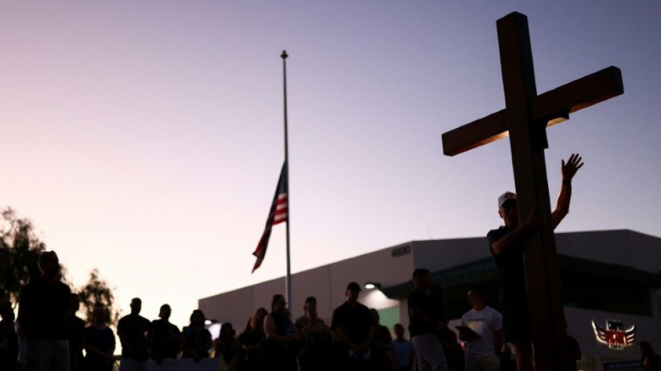 Trump encabeza el homenaje al l&iacute;der conservador Kirk ante miles de seguidores