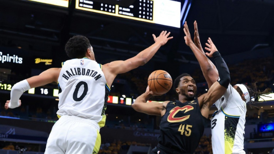 Mitchell magic as Cavs down Pacers, Nuggets silence Thunder in overtime