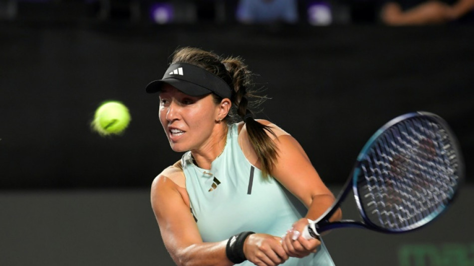 Pegula powers into WTA Finals last four
