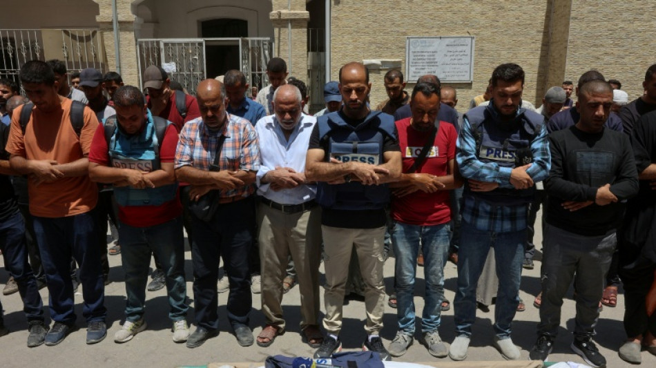 Más de 130 medios y grupos piden a Israel libre acceso de prensa extranjera a Gaza