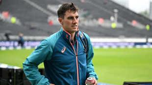 Australia bowl first as Murphy recalled for Ashes finale