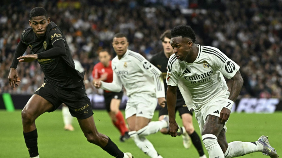 Real unterliegt Valencia - Barca strauchelt vor BVB-Duell