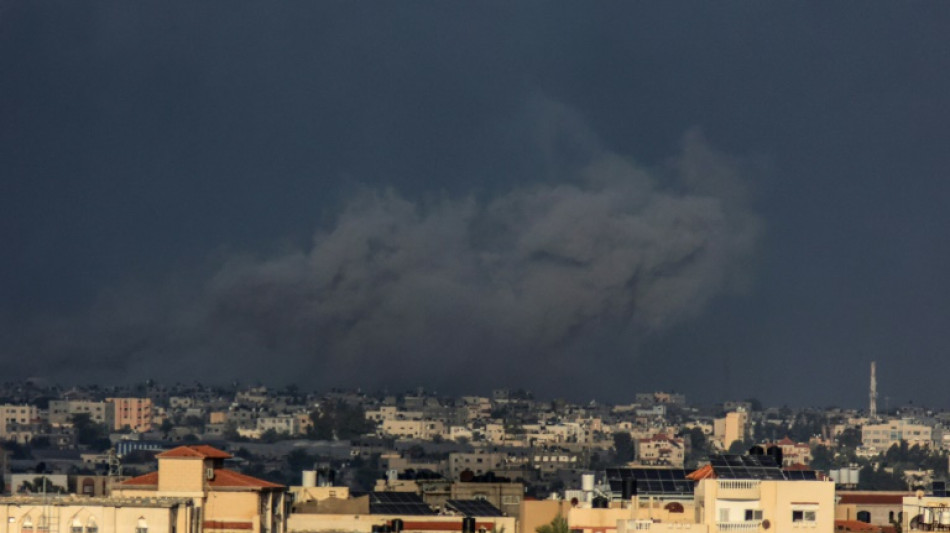 Israel prossegue com bombardeios em Gaza; Bel&eacute;m tem Natal l&uacute;gubre