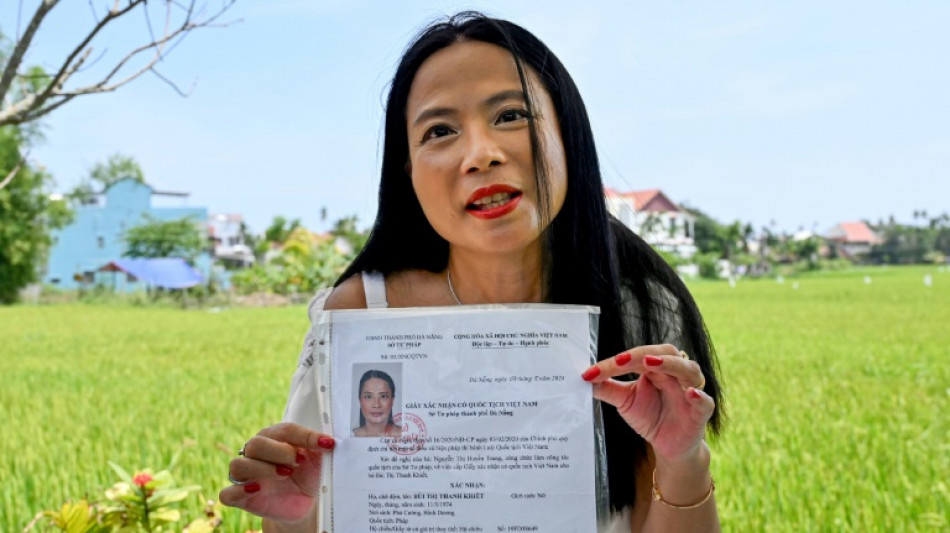 Vietnam: la qu&ecirc;te de b&eacute;b&eacute;s de l'op&eacute;ration Babylift pour retrouver leur m&egrave;re, 50 ans plus tard
