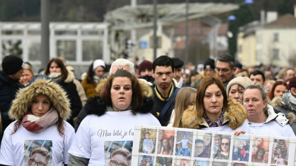 Cuatro condenados en Francia por acosar a un adolescente gay que se suicid&oacute;