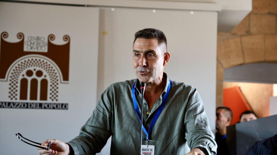 Vannacci, con Calderone in 9 come i gironi infernali, il decimo sar&agrave; il diavolo...
