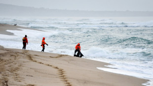 M&aacute;s cad&aacute;veres llegan a la costa de Italia tras el naufragio de un barco con migrantes