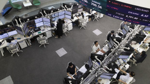 Borsa: l'Asia mista guarda al Medio Oriente