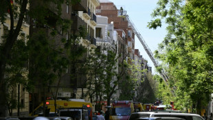 Dos desaparecidos y 17 heridos, uno grave, por una explosi&oacute;n en un edificio de Madrid