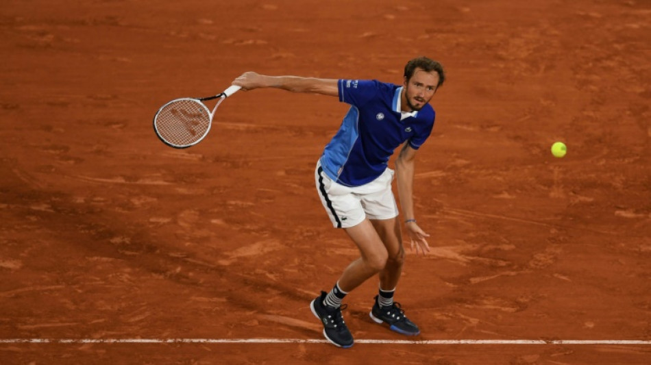 Medvedev regresa al n&uacute;mero uno de la ATP y Djokovic baja al tres