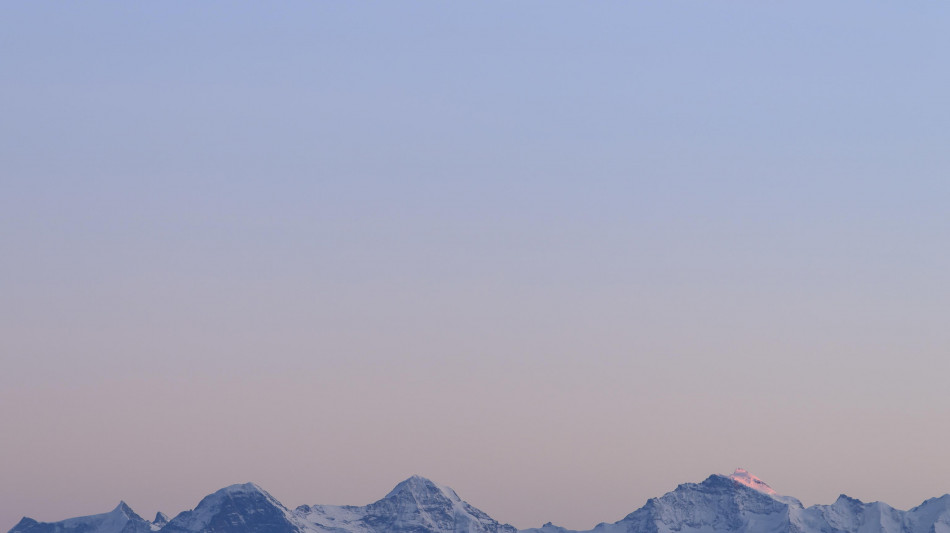 Polizia di Berna, 'tutti salvi nella valanga dell'Eiger'